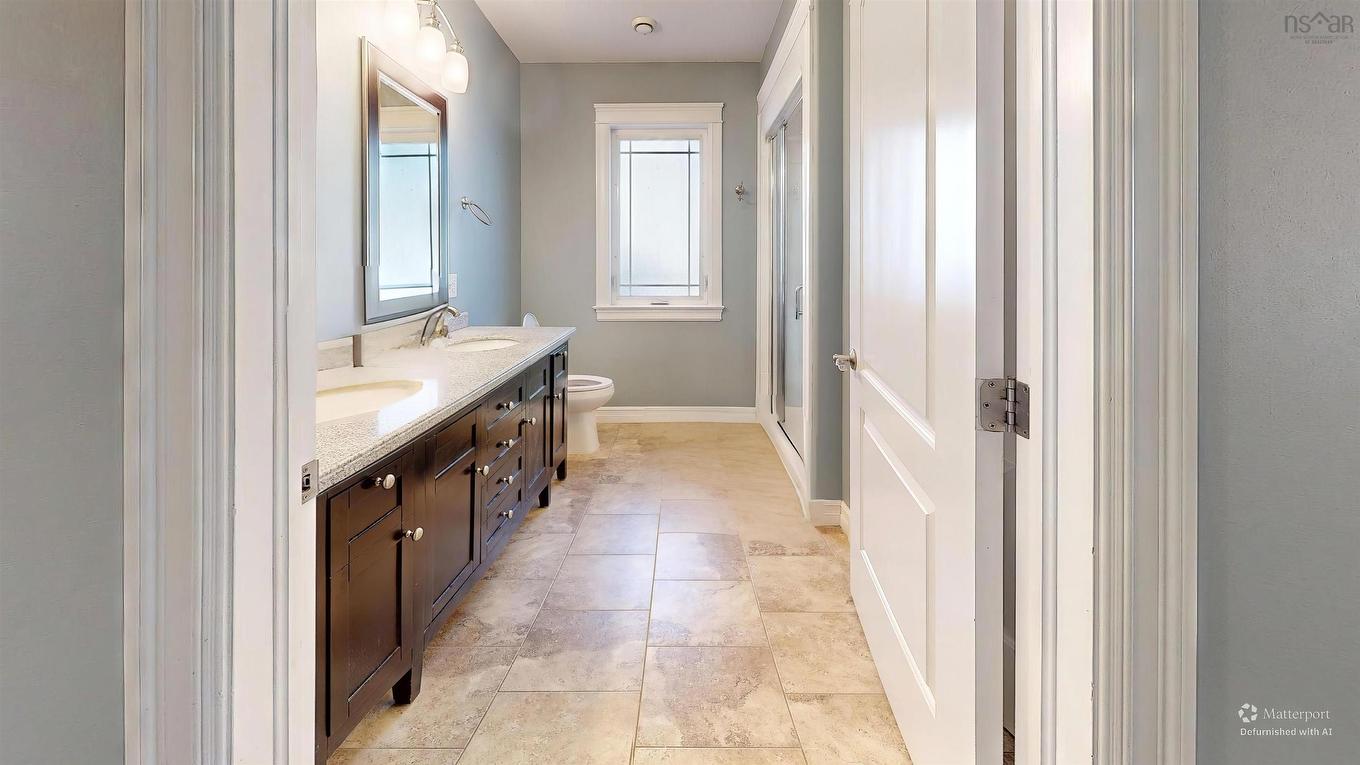 14 Roundhouse Drive, Bridgewater, NS
