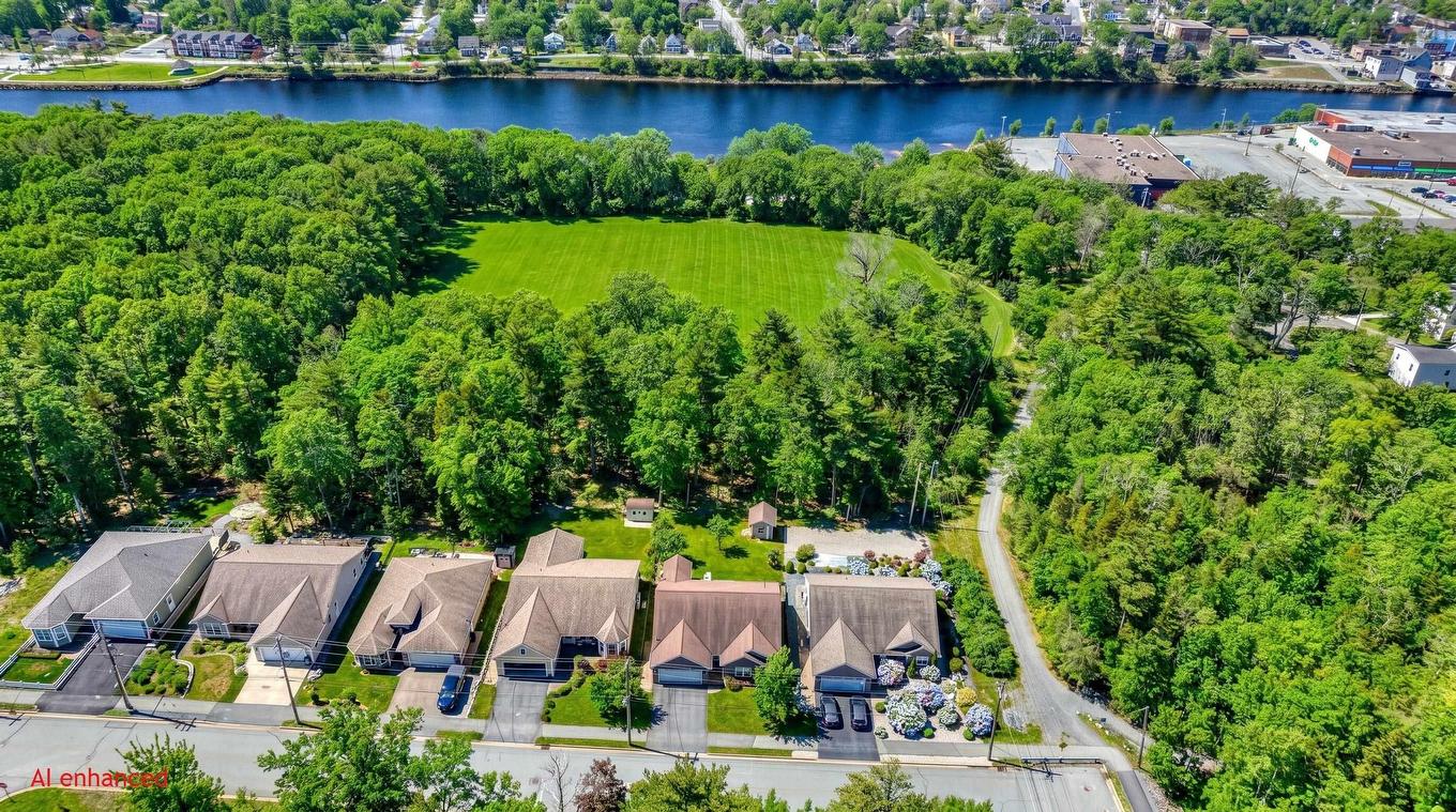 14 Roundhouse Drive, Bridgewater, NS