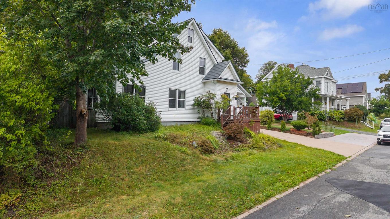 28 Mitchell Street, New Glasgow, NS
