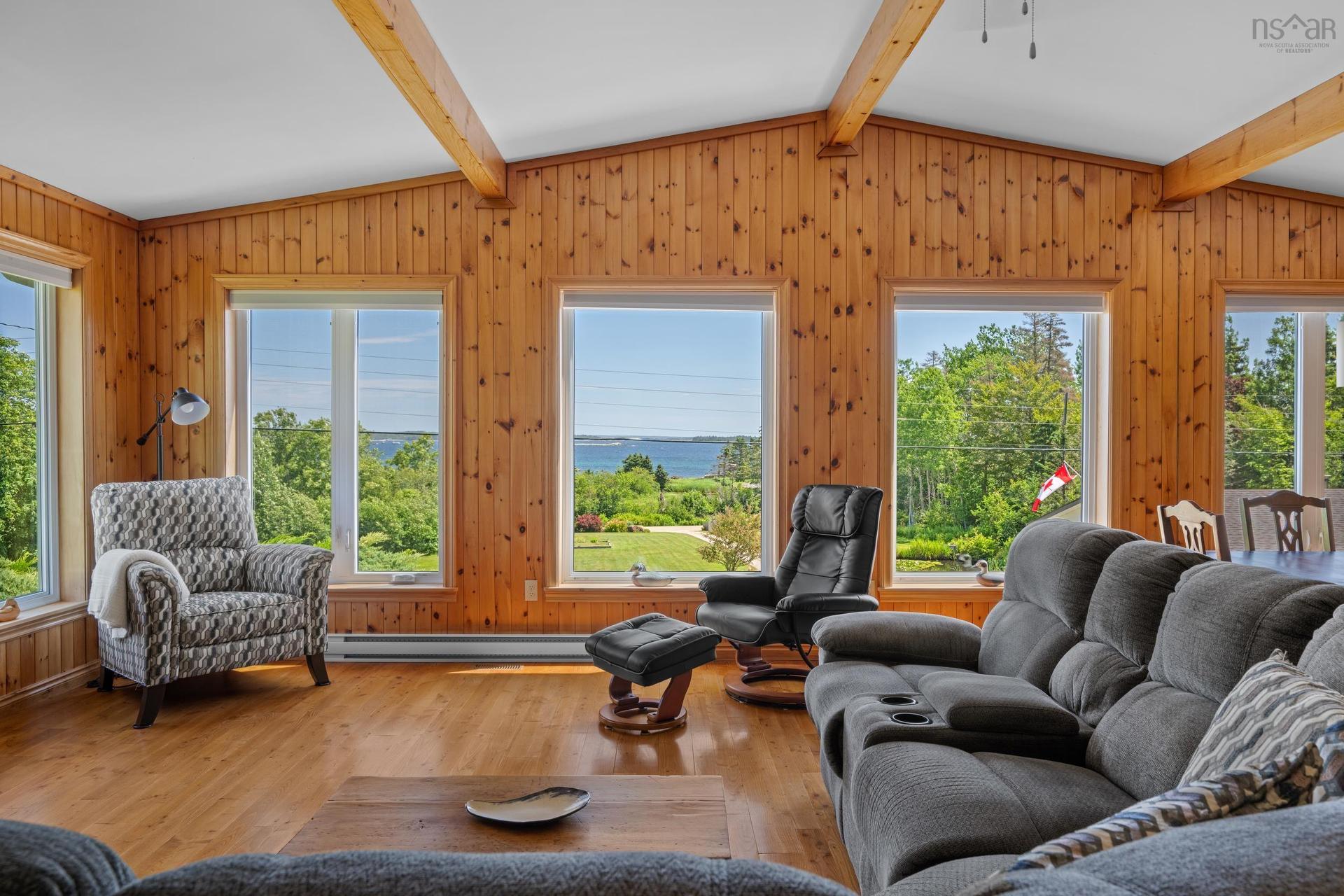 48 Backman Road, Bayswater, NS - Indoor Photo Showing Living Room
