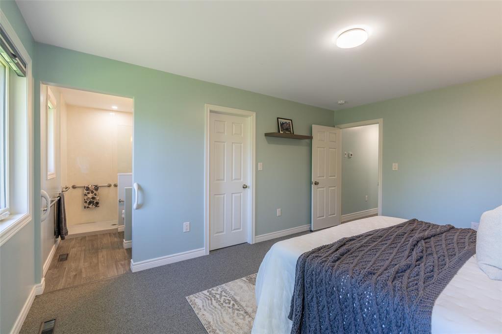 353 Gables Avenue, Petrolia, ON