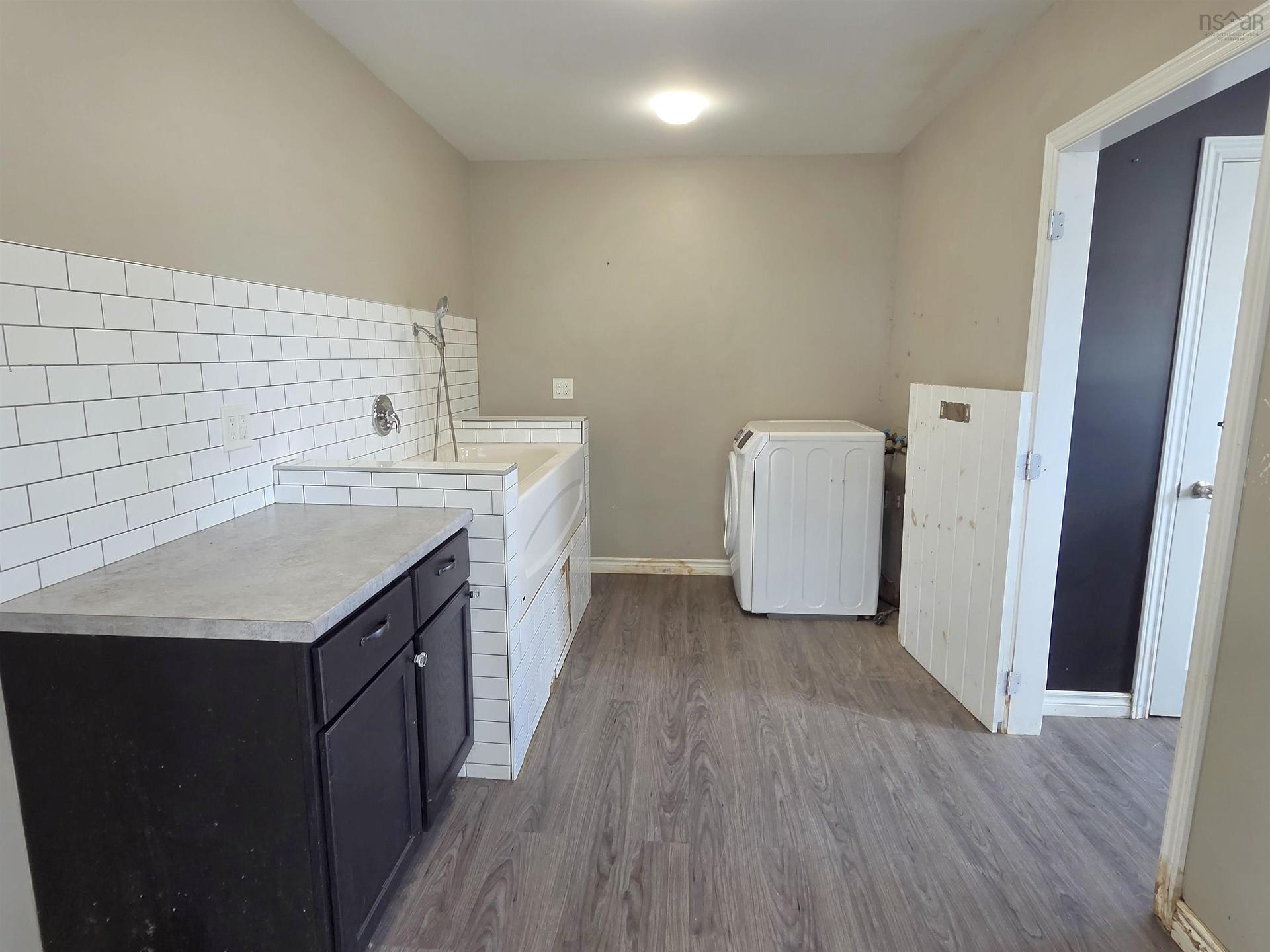 128 Beach Road, Roseway, NS