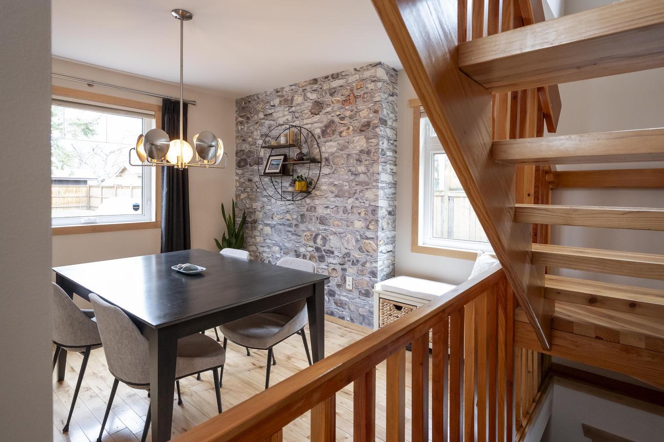 286 Van Horne Street, Thunder Bay, ON - Indoor