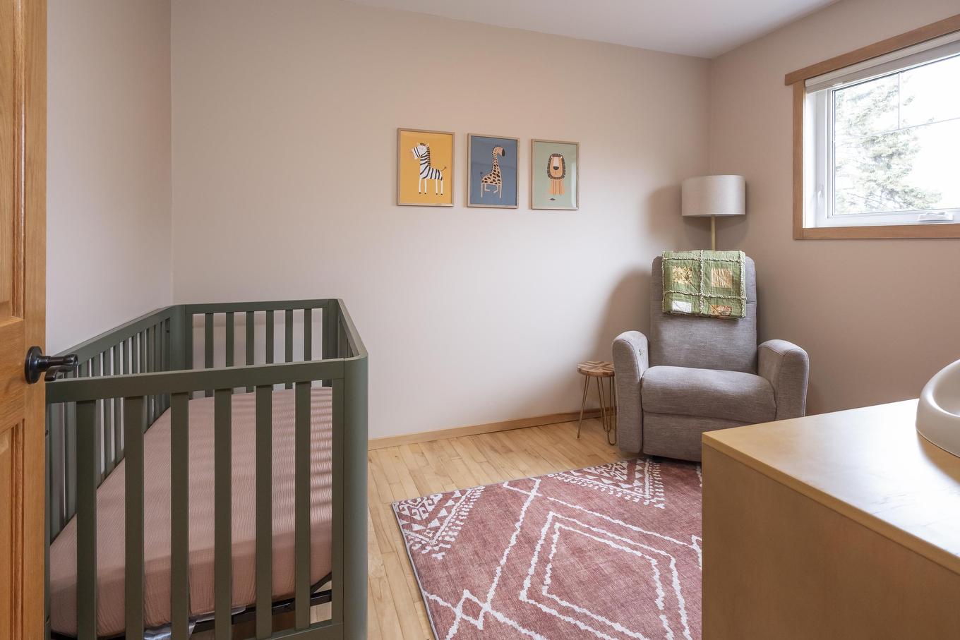 286 Van Horne Street, Thunder Bay, ON - Indoor Photo Showing Bedroom
