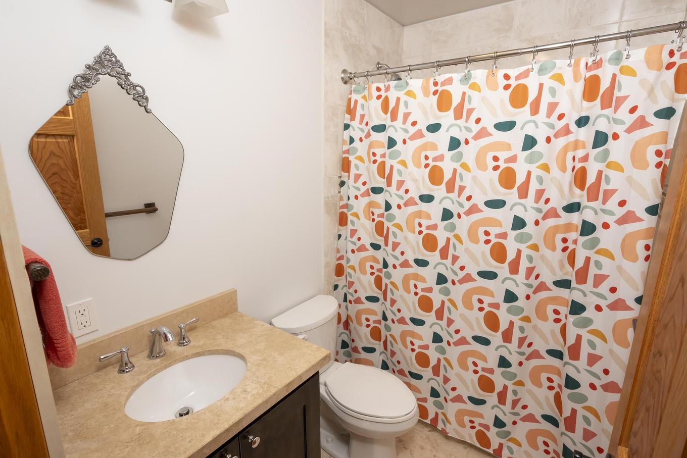 286 Van Horne Street, Thunder Bay, ON - Indoor Photo Showing Bathroom