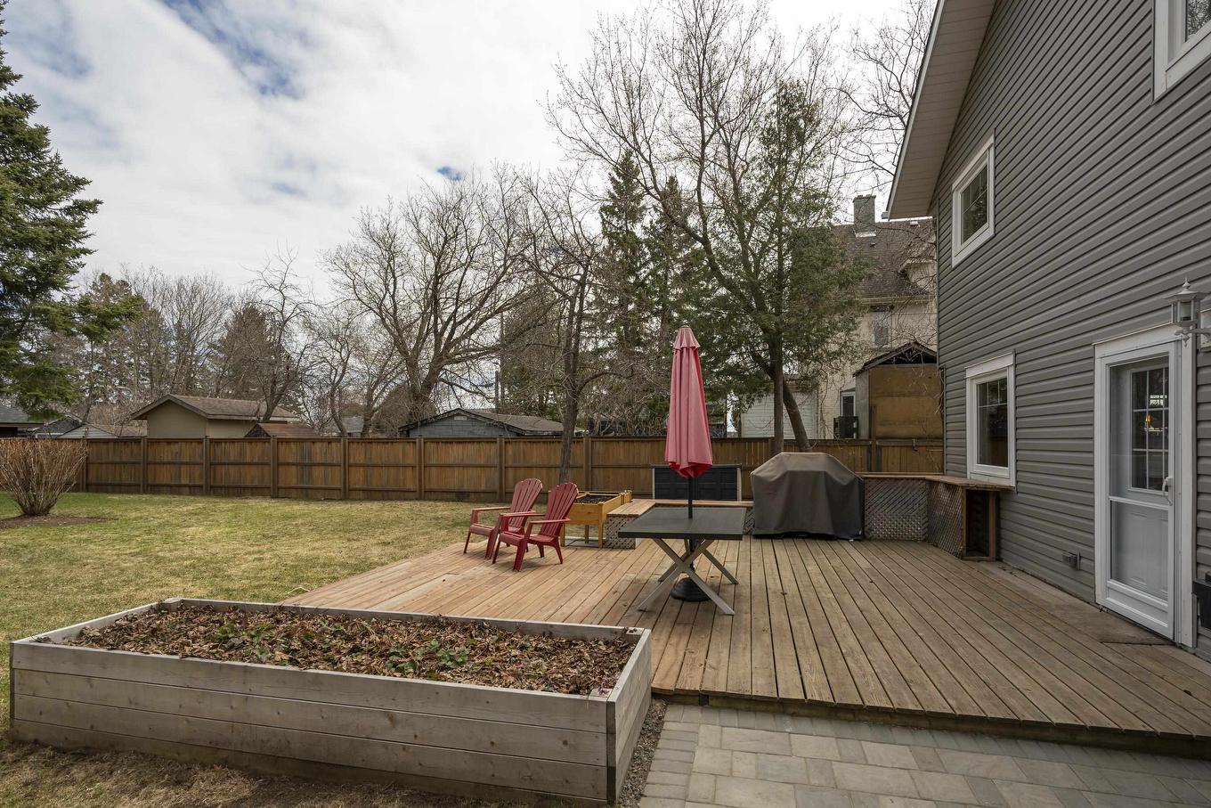286 Van Horne Street, Thunder Bay, ON - Outdoor With Deck Patio Veranda