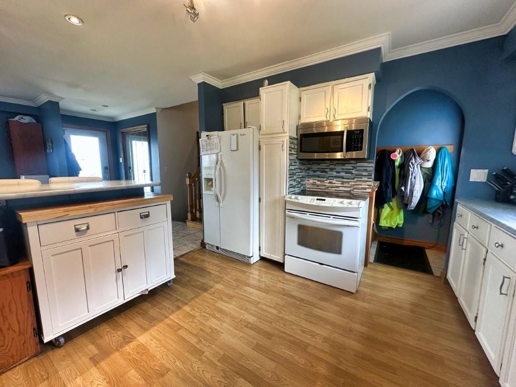 16 Terrace Heights Drive, Terrace Bay, ON - Indoor Photo Showing Kitchen