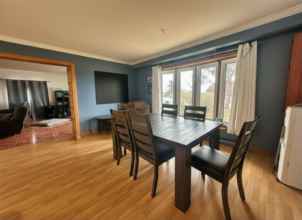 16 Terrace Heights Drive, Terrace Bay, ON - Indoor Photo Showing Dining Room