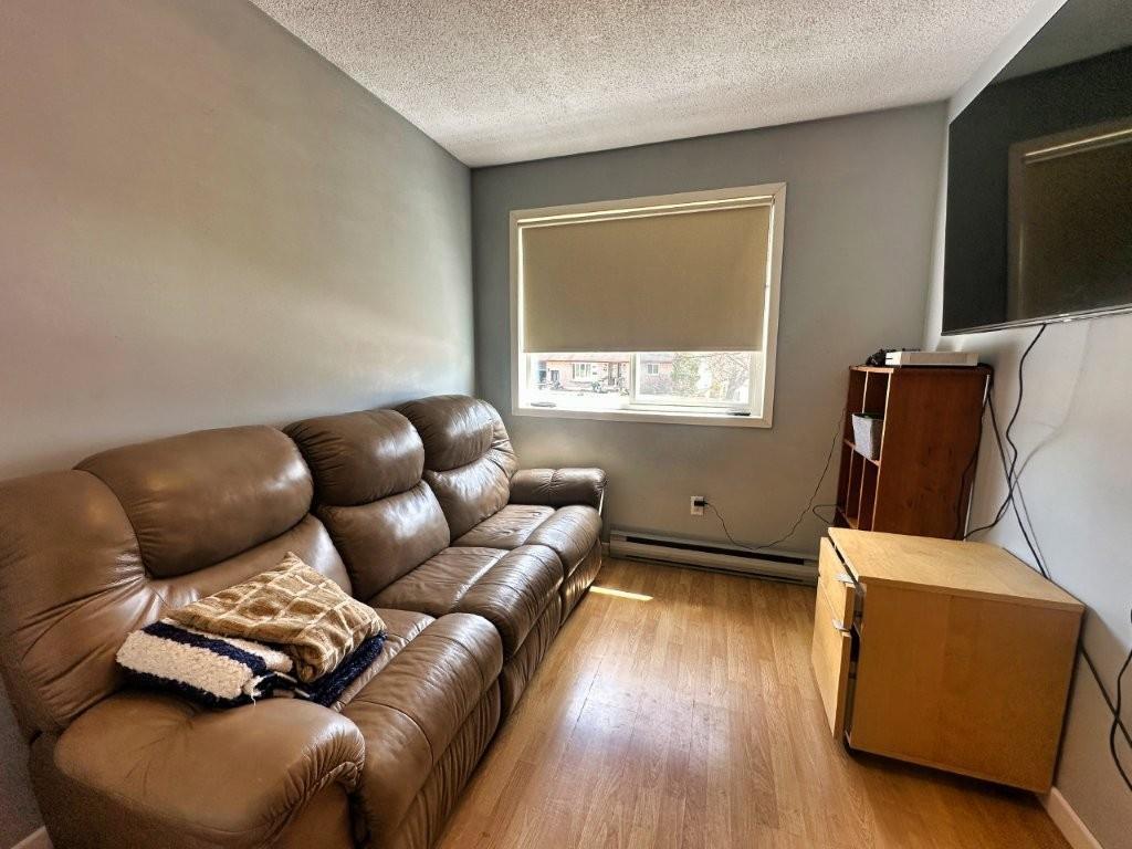 16 Terrace Heights Drive, Terrace Bay, ON - Indoor Photo Showing Living Room
