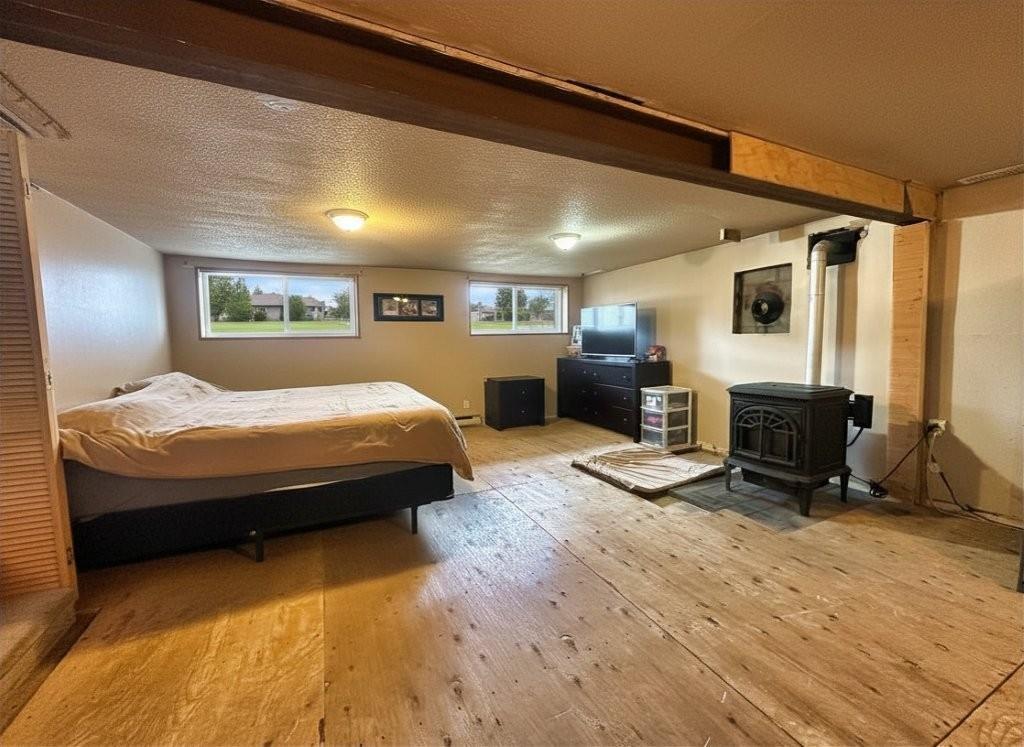 16 Terrace Heights Drive, Terrace Bay, ON - Indoor Photo Showing Bedroom