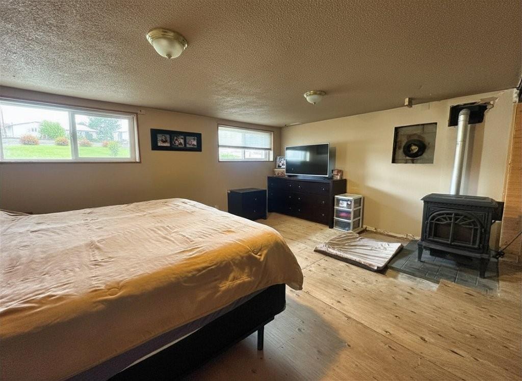 16 Terrace Heights Drive, Terrace Bay, ON - Indoor Photo Showing Bedroom