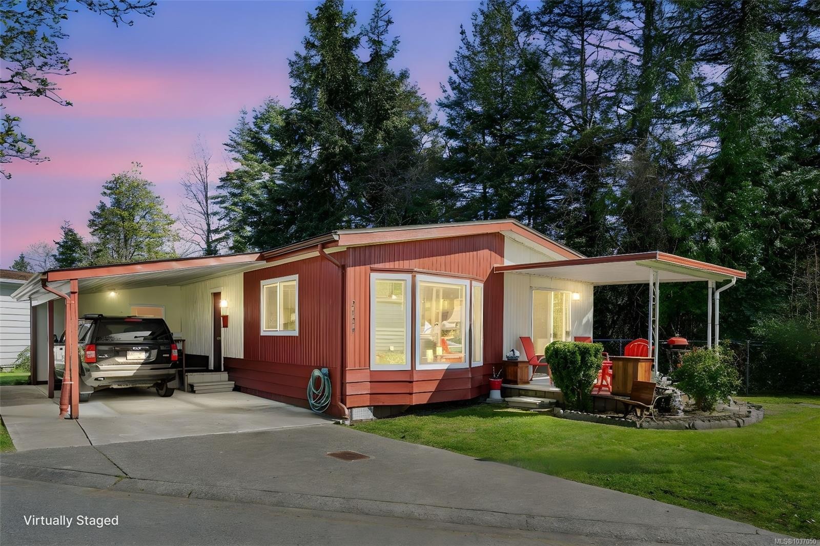 2129 Summergate Blvd, Sidney, BC