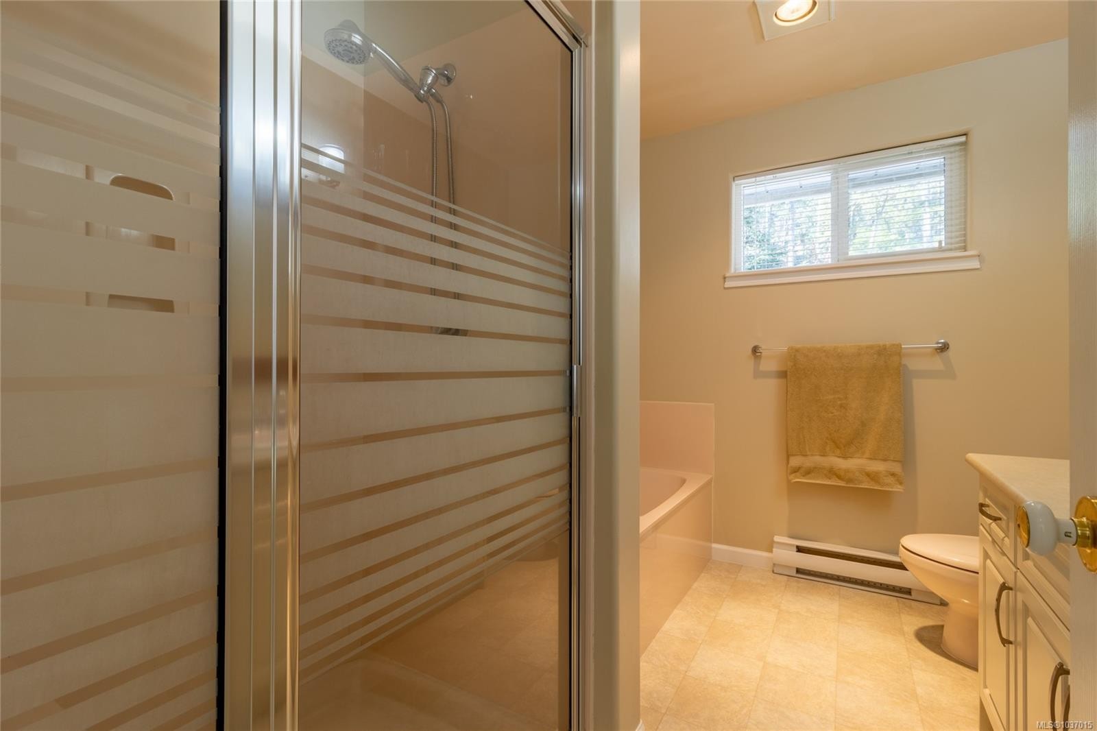 3721 Rum Rd, Pender Island, BC