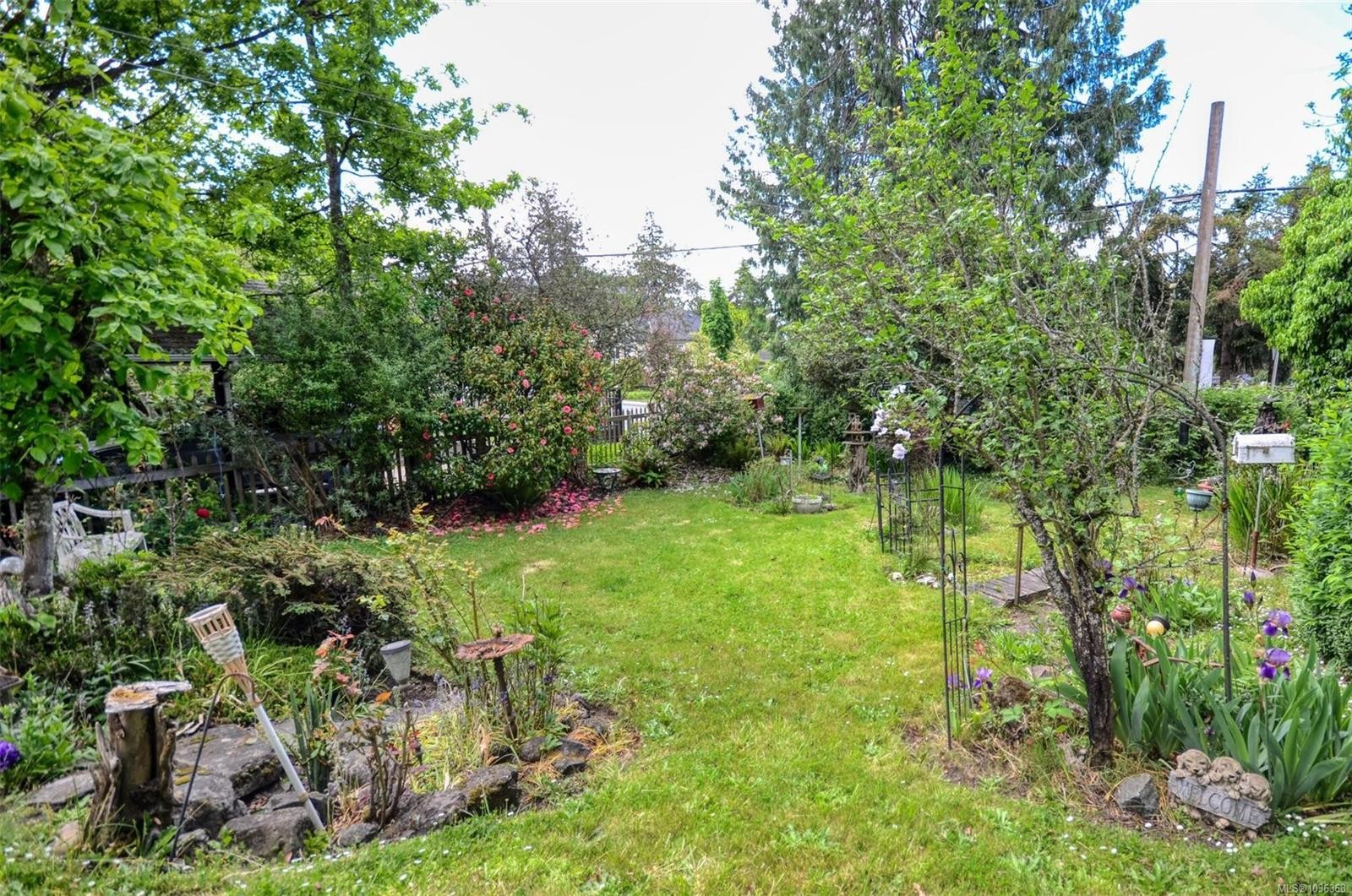 90 Obed Ave, Saanich, BC