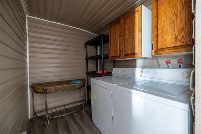 1 South Dr, Eriksdale, MB
