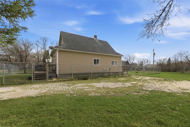 1 South Dr, Eriksdale, MB