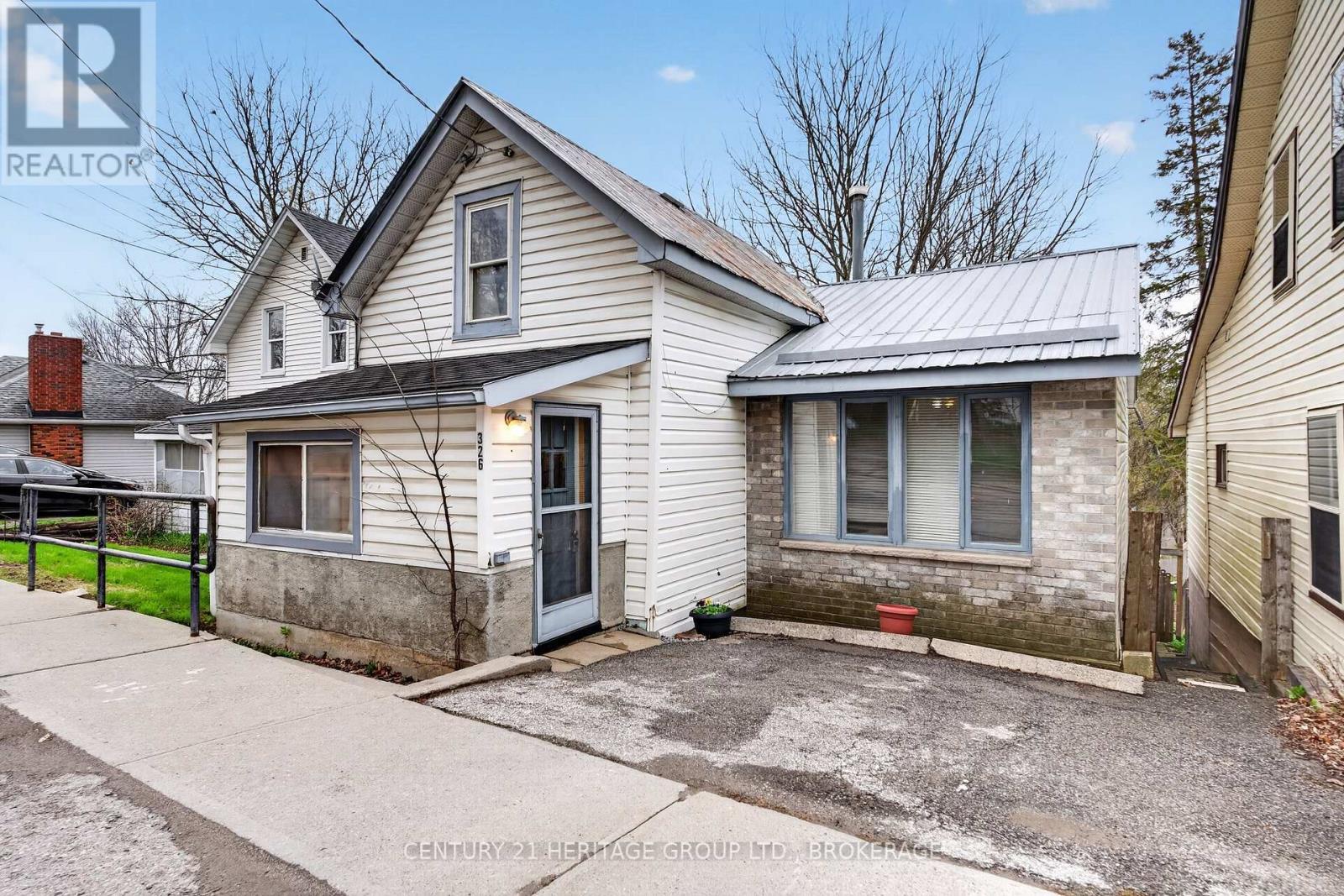 326 Dundas Street, Deseronto (Deseronto (Town)), ON - Outdoor