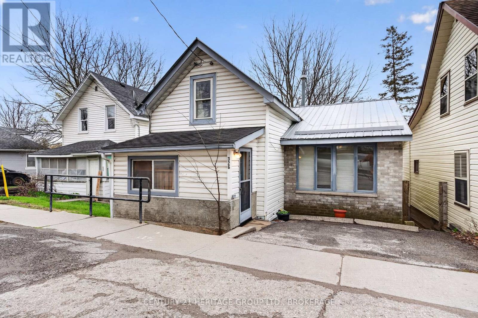326 Dundas Street, Deseronto (Deseronto (Town)), ON - Outdoor