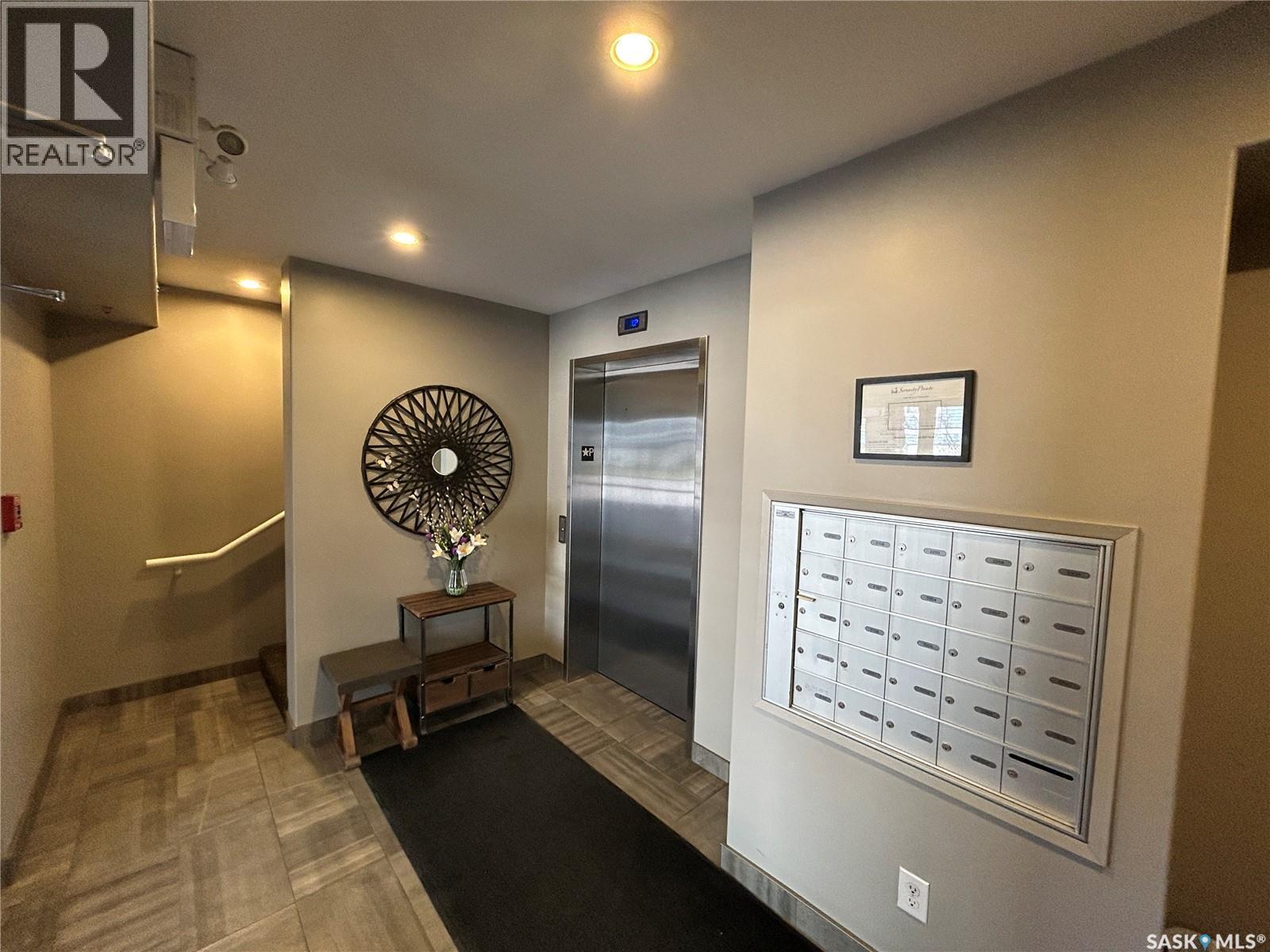 2308 104 Willis Crescent, Saskatoon, SK - Indoor Photo Showing Other Room