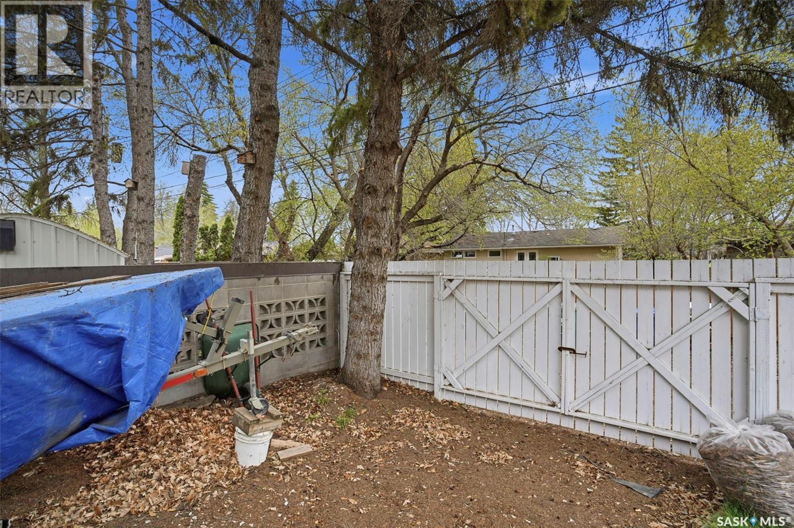 35 Harrison Crescent, Saskatoon, SK - Outdoor
