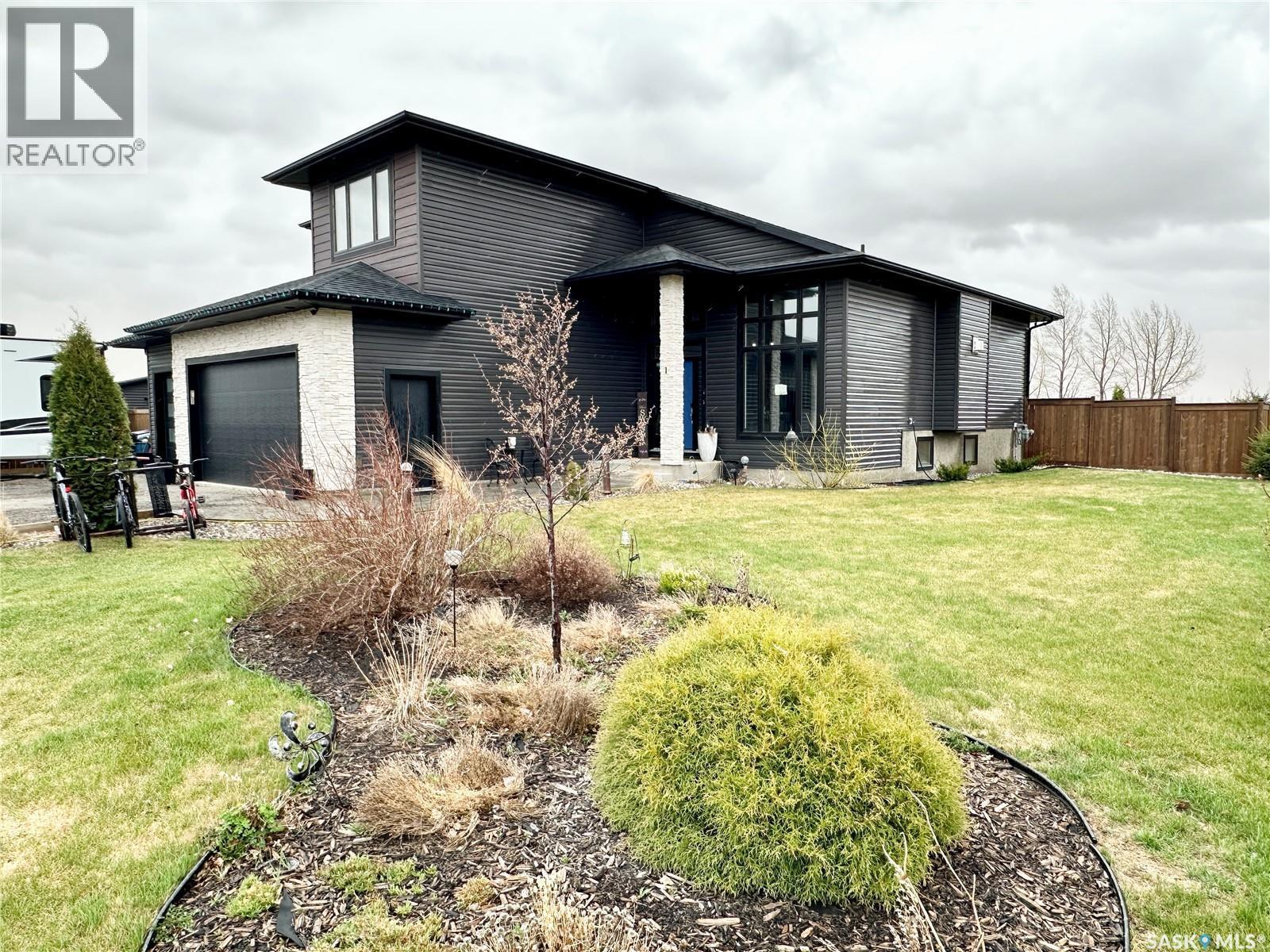 1 Lloyd Avenue, Fillmore, SK