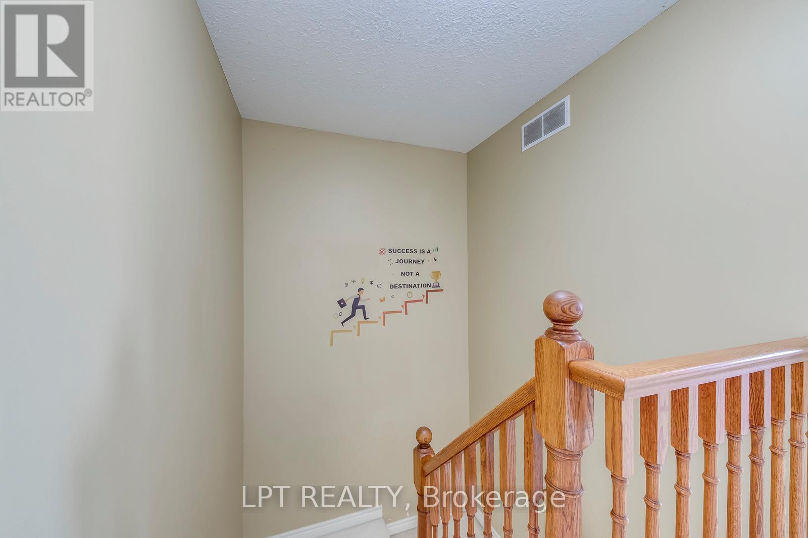 6 - 10 Fallowfield Drive, Kitchener, ON - Indoor Photo Showing Other Room