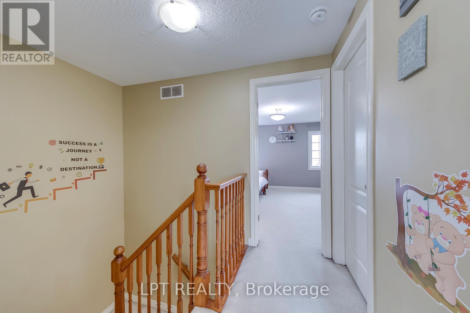 6 - 10 Fallowfield Drive, Kitchener, ON - Indoor Photo Showing Other Room