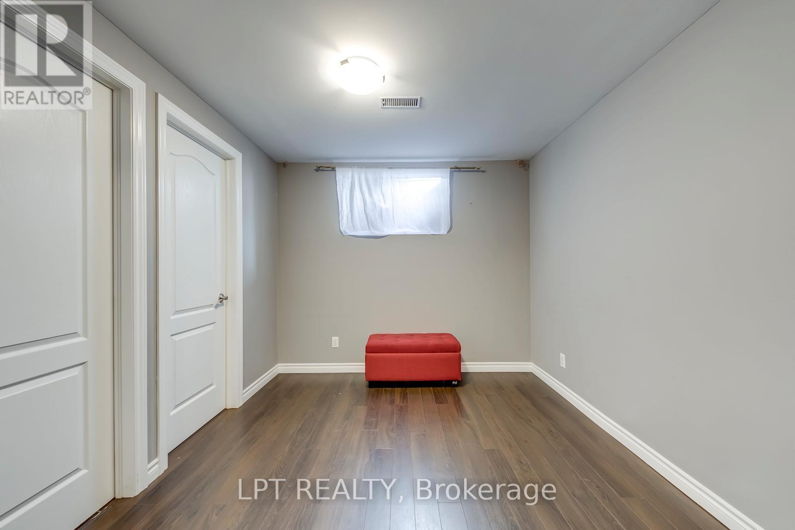 6 - 10 Fallowfield Drive, Kitchener, ON - Indoor Photo Showing Other Room