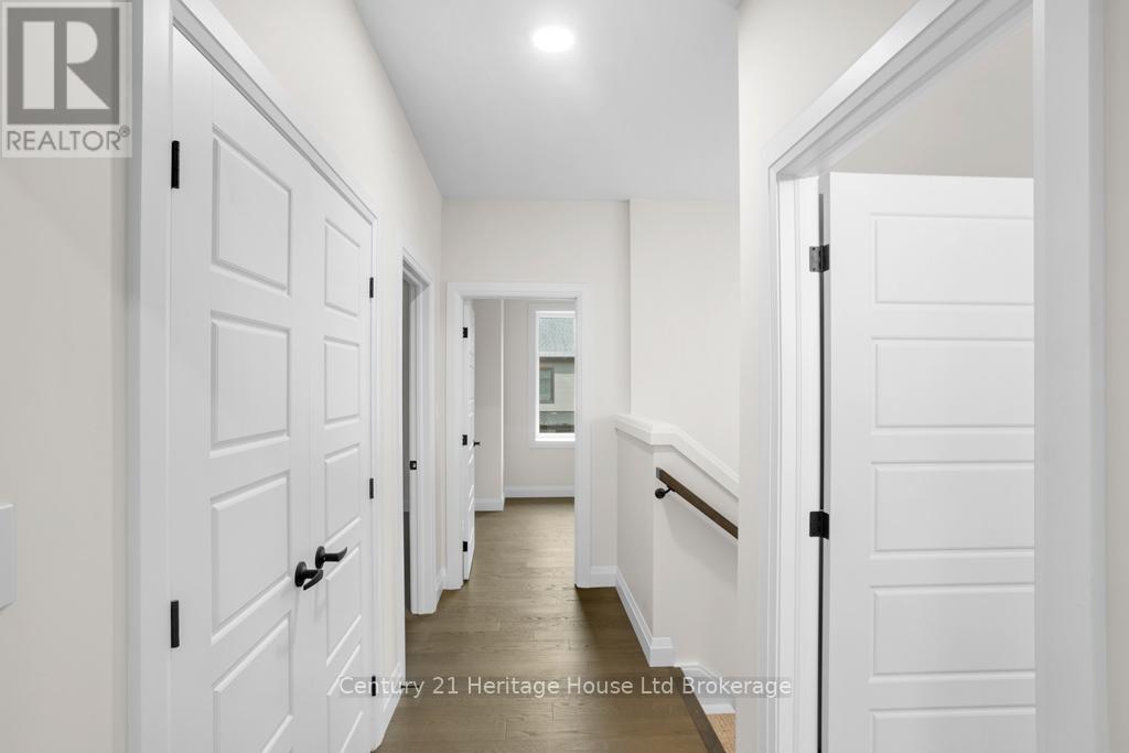 705 - 361 Quarter Town Line, Tillsonburg, ON - Indoor Photo Showing Other Room
