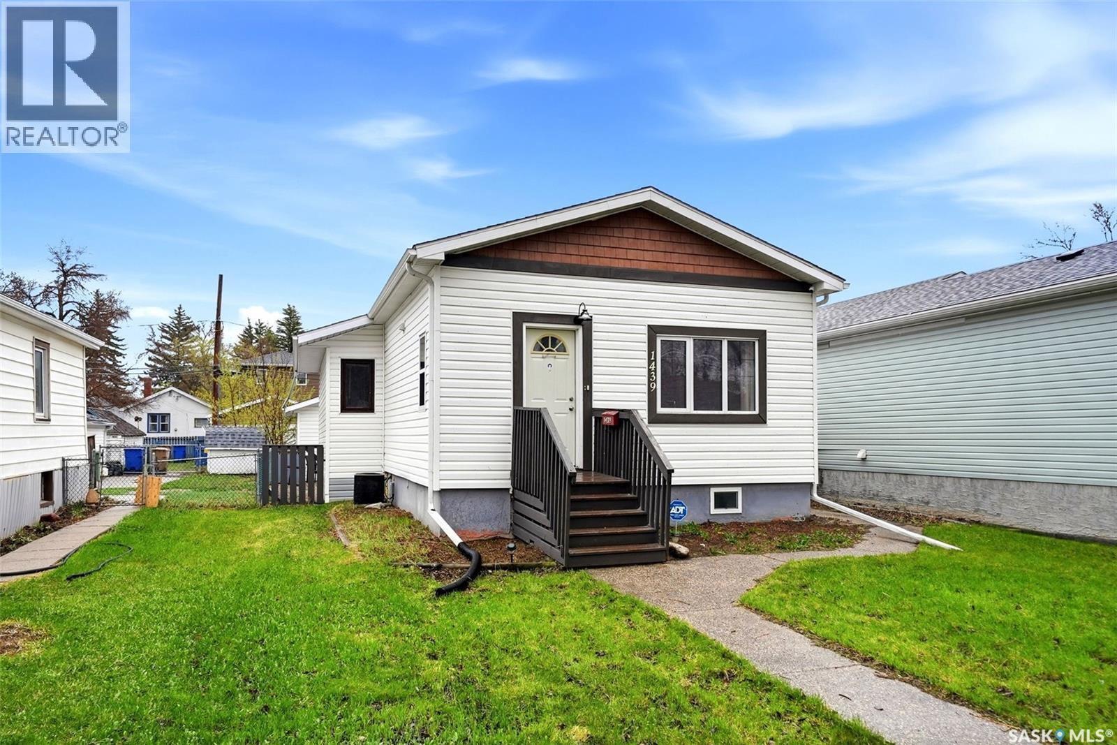 1439 Forget Street, Regina, SK - Outdoor