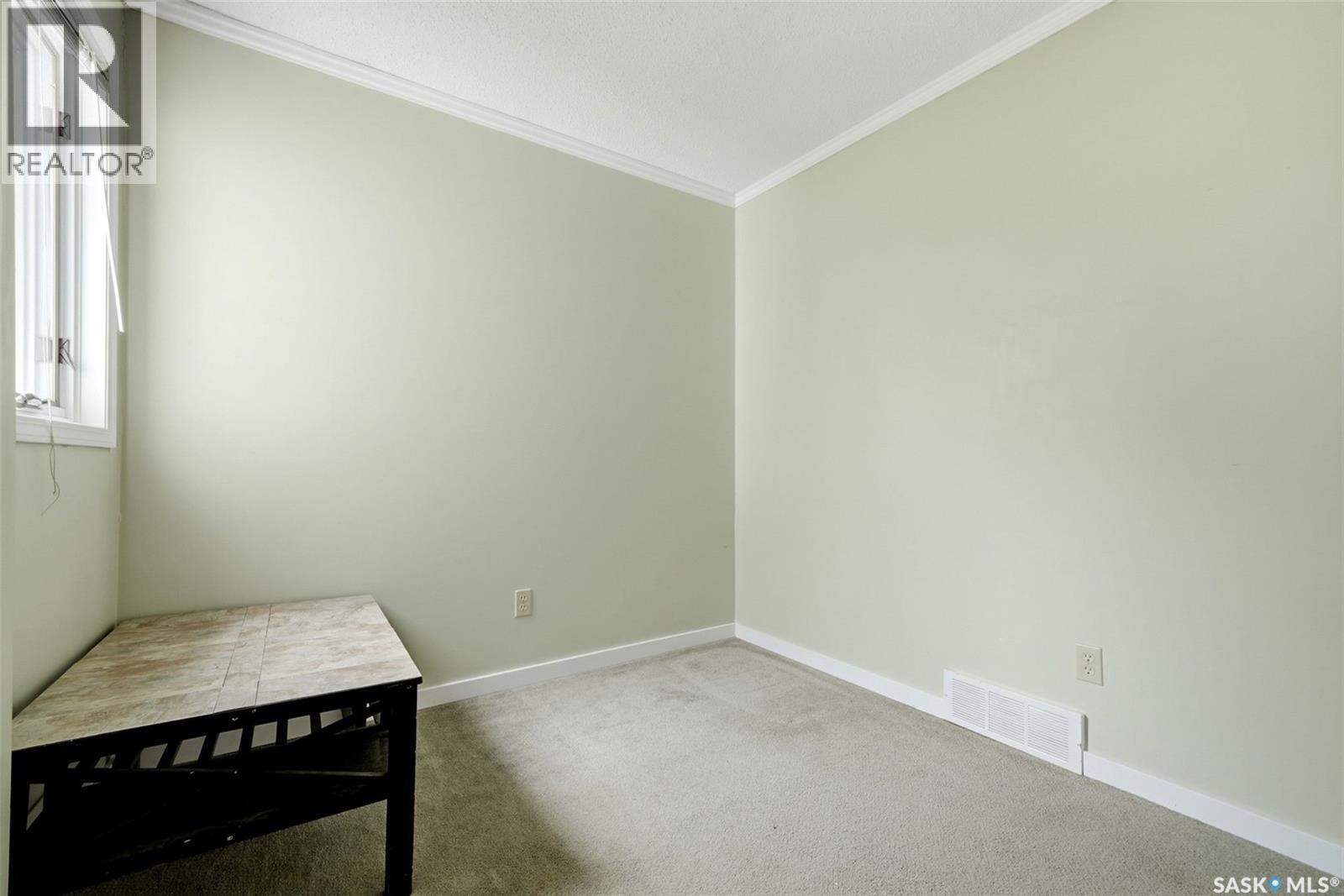 1439 Forget Street, Regina, SK - Indoor Photo Showing Other Room