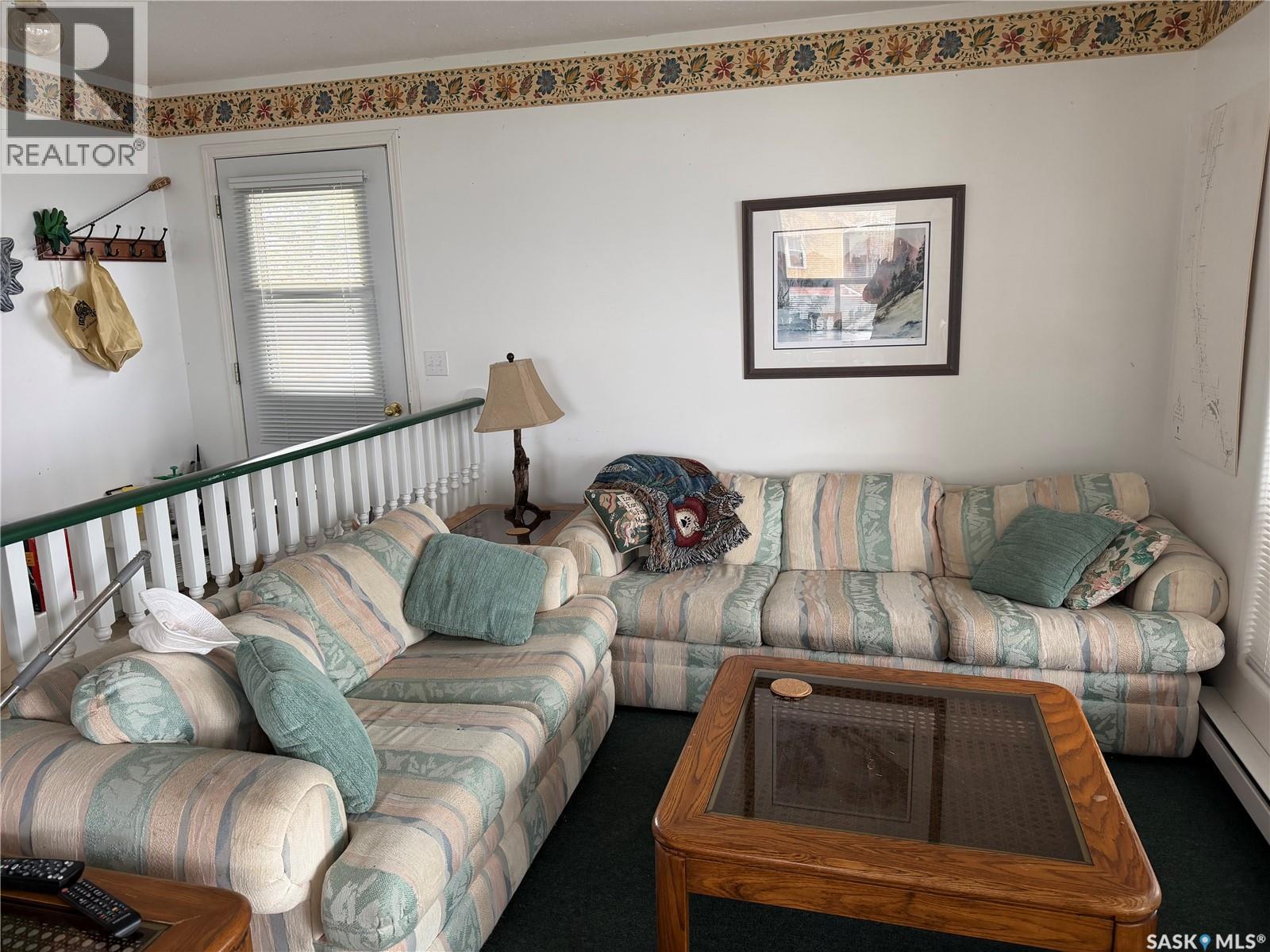 317 Lakeshore Drive, Etters Beach, SK - Indoor Photo Showing Living Room