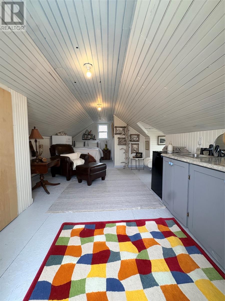 30 Beechside Road, Birchy Bay, NL -