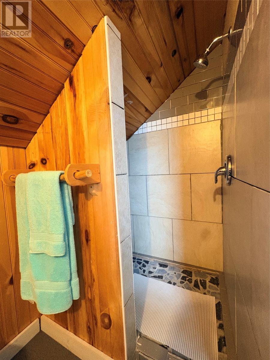 30 Beechside Road, Birchy Bay, NL - Indoor