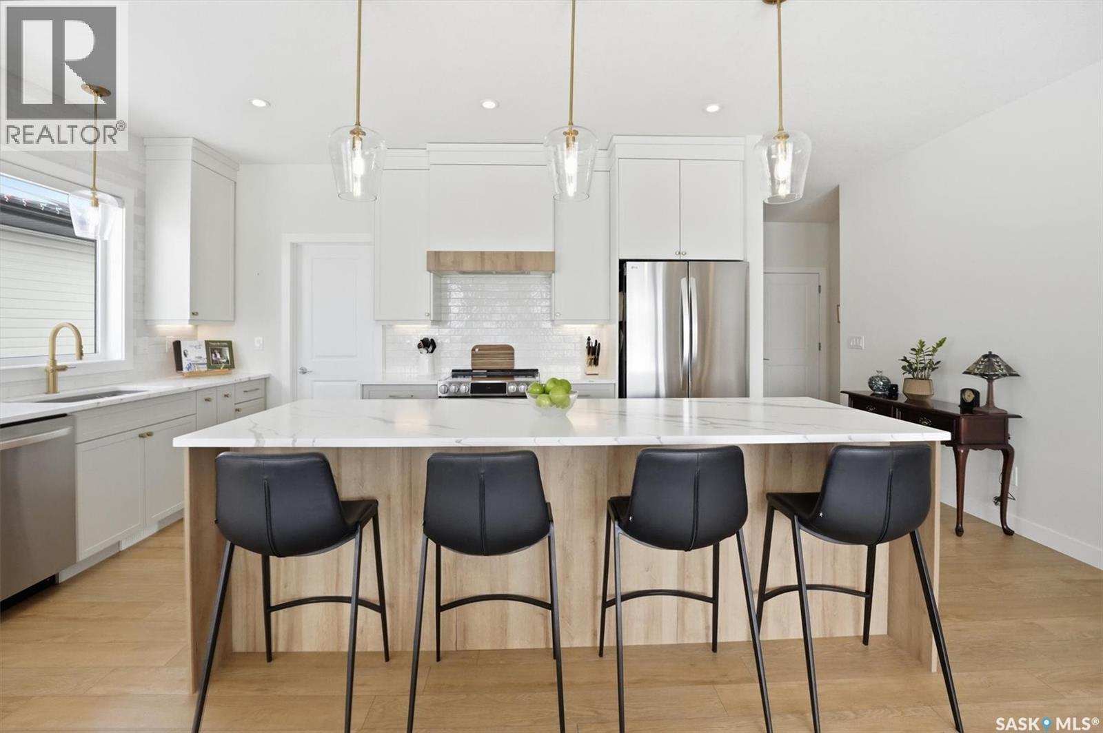 6 515 Delainey Road, Saskatoon, SK - Indoor Photo Showing Kitchen With Upgraded Kitchen