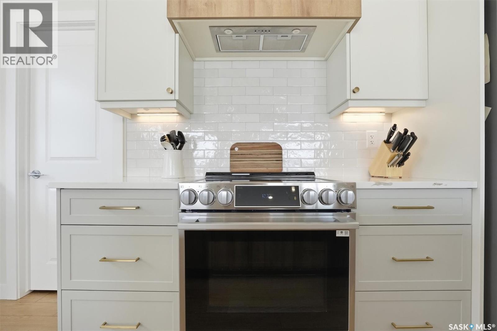 6 515 Delainey Road, Saskatoon, SK - Indoor Photo Showing Kitchen
