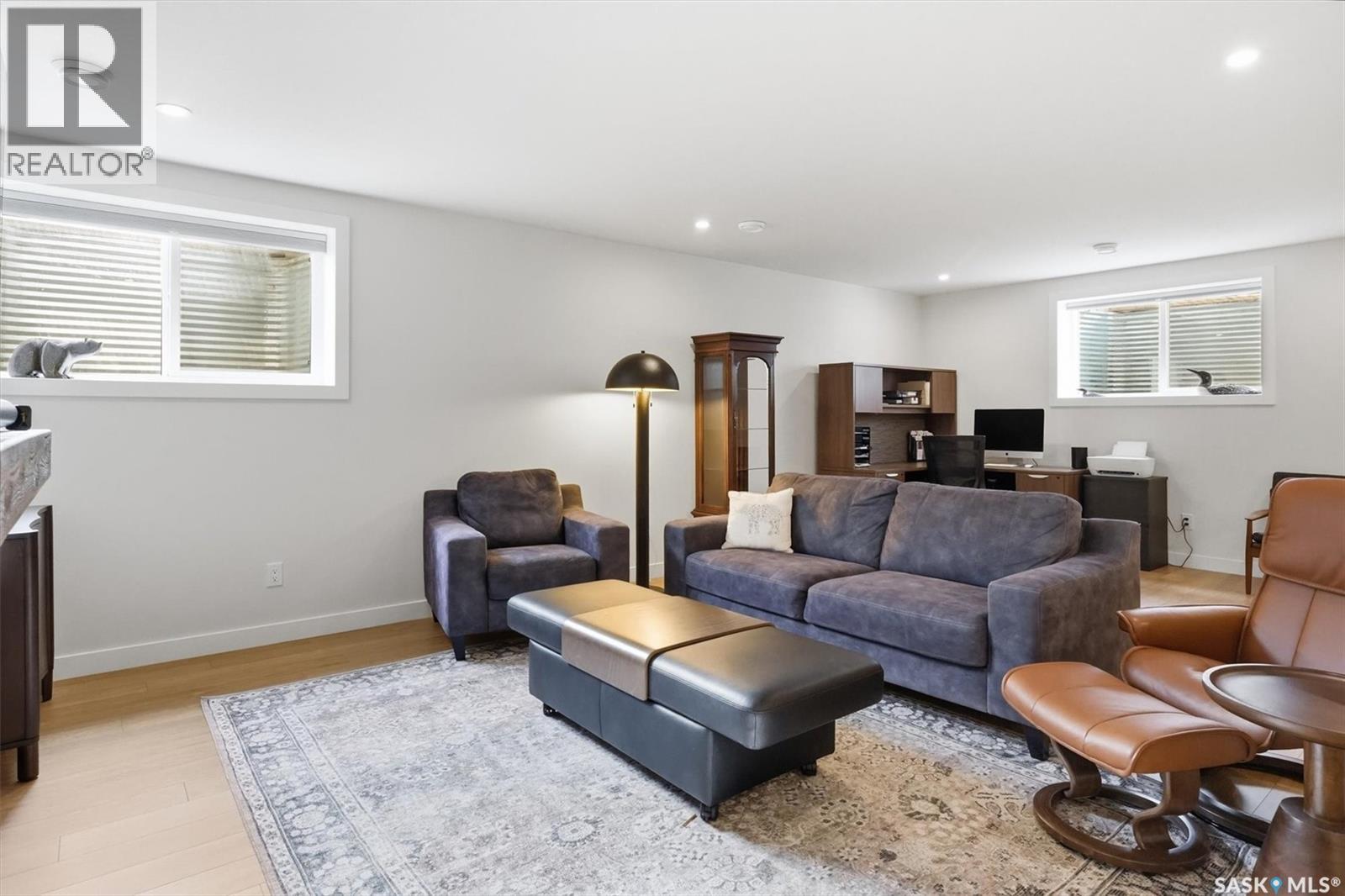 6 515 Delainey Road, Saskatoon, SK - Indoor Photo Showing Living Room
