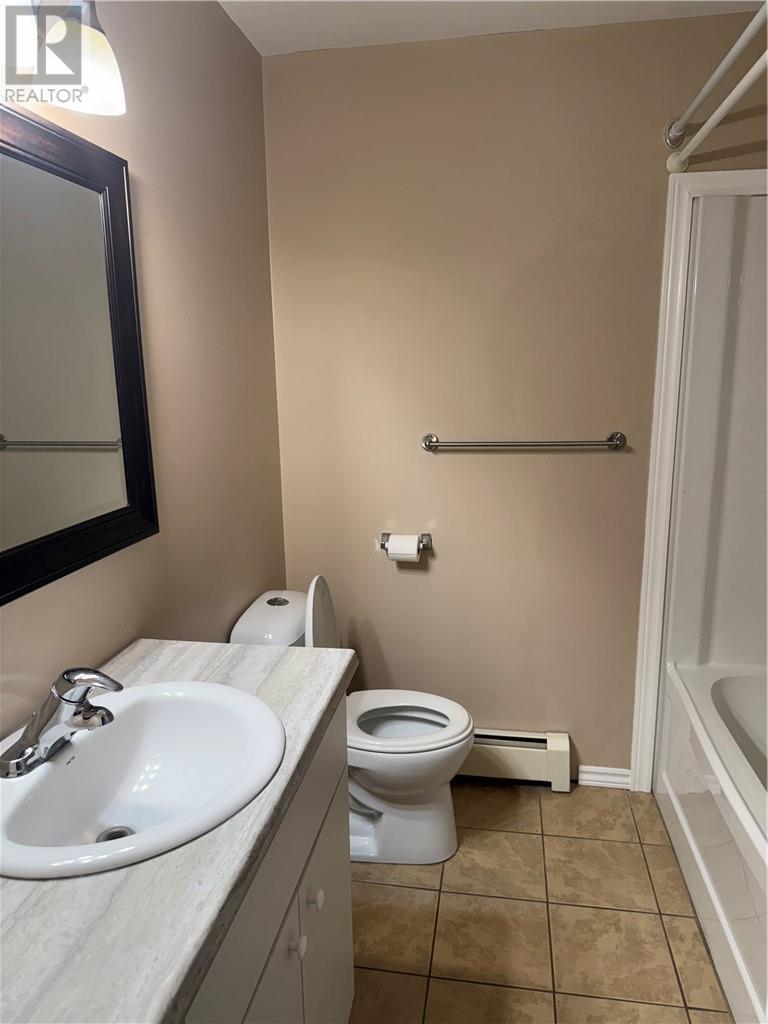 189 First Avenue Unit# 7B, Sudbury, ON - Indoor Photo Showing Bathroom