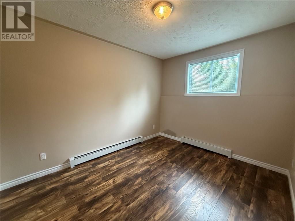 189 First Avenue Unit# 7B, Sudbury, ON - Indoor Photo Showing Other Room