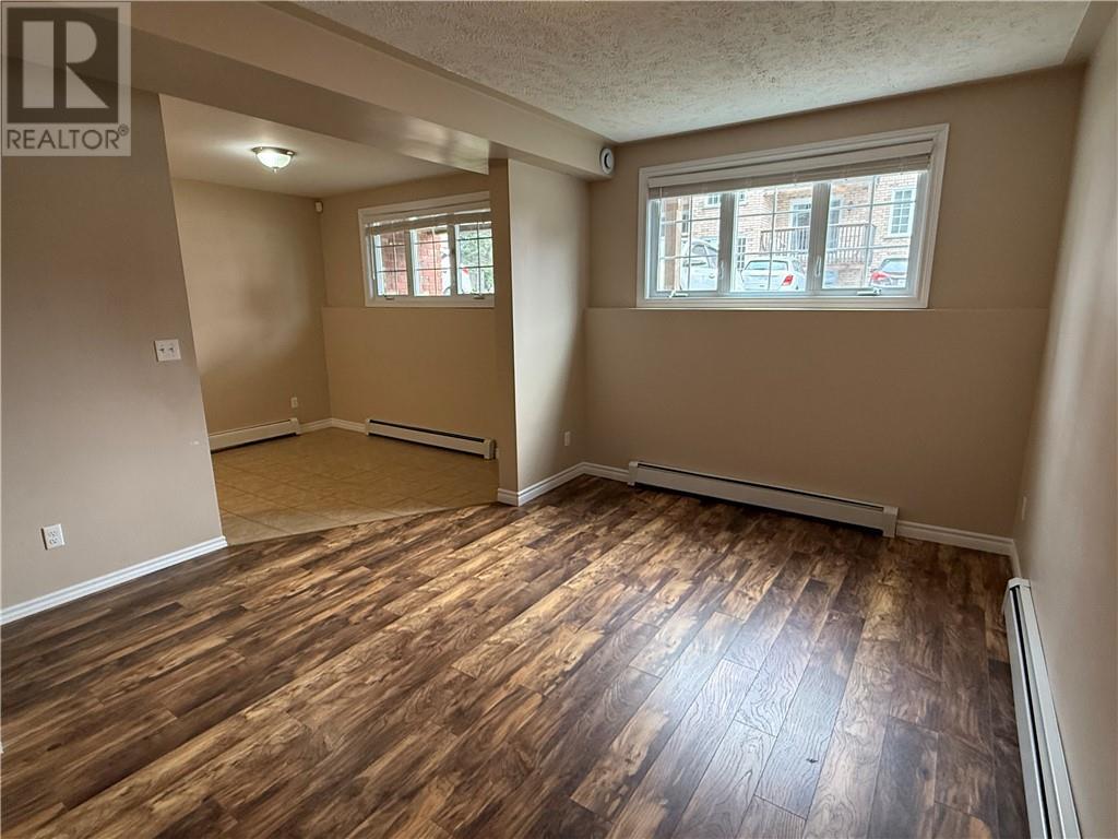 189 First Avenue Unit# 7B, Sudbury, ON - Indoor Photo Showing Other Room