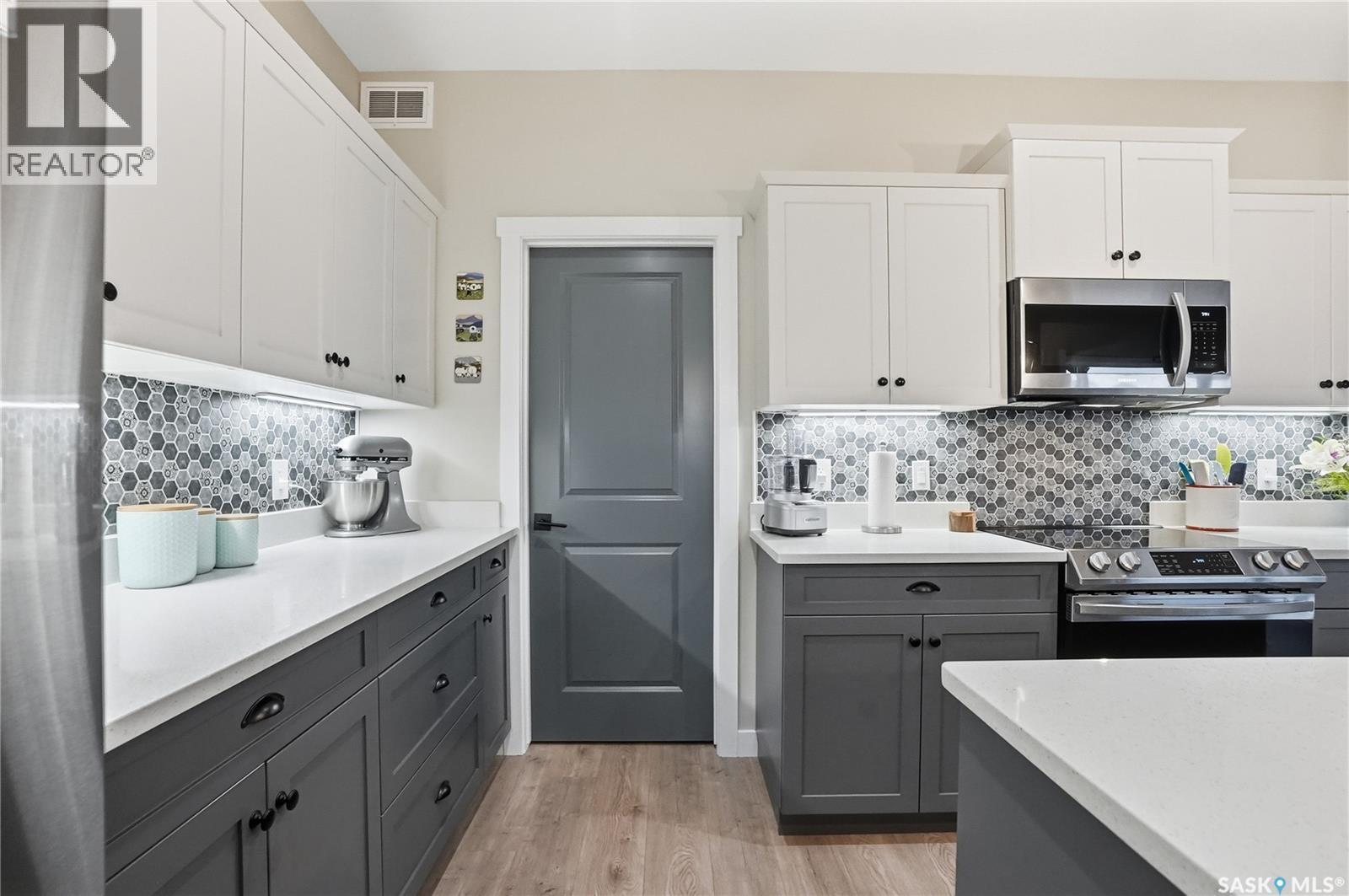 175 Mcarthur Lane, Saskatoon, SK