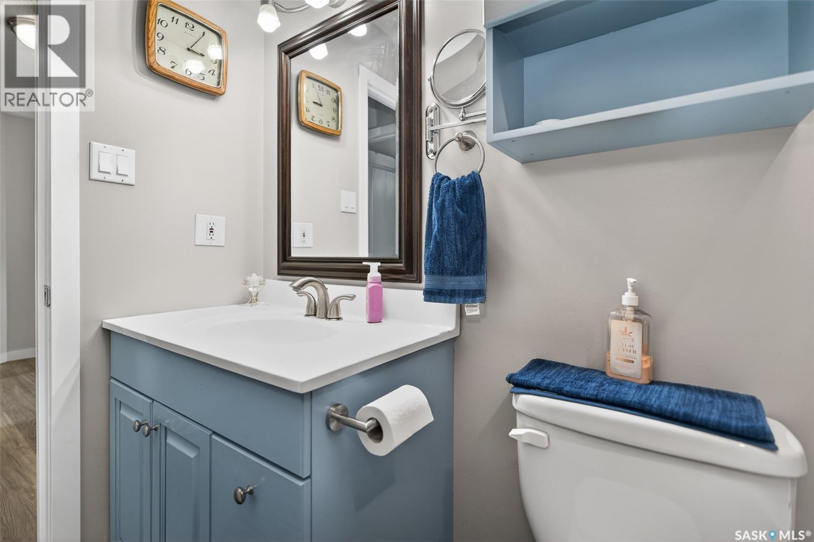 1227 Pascoe Drive E, Moose Jaw, SK - Indoor Photo Showing Bathroom