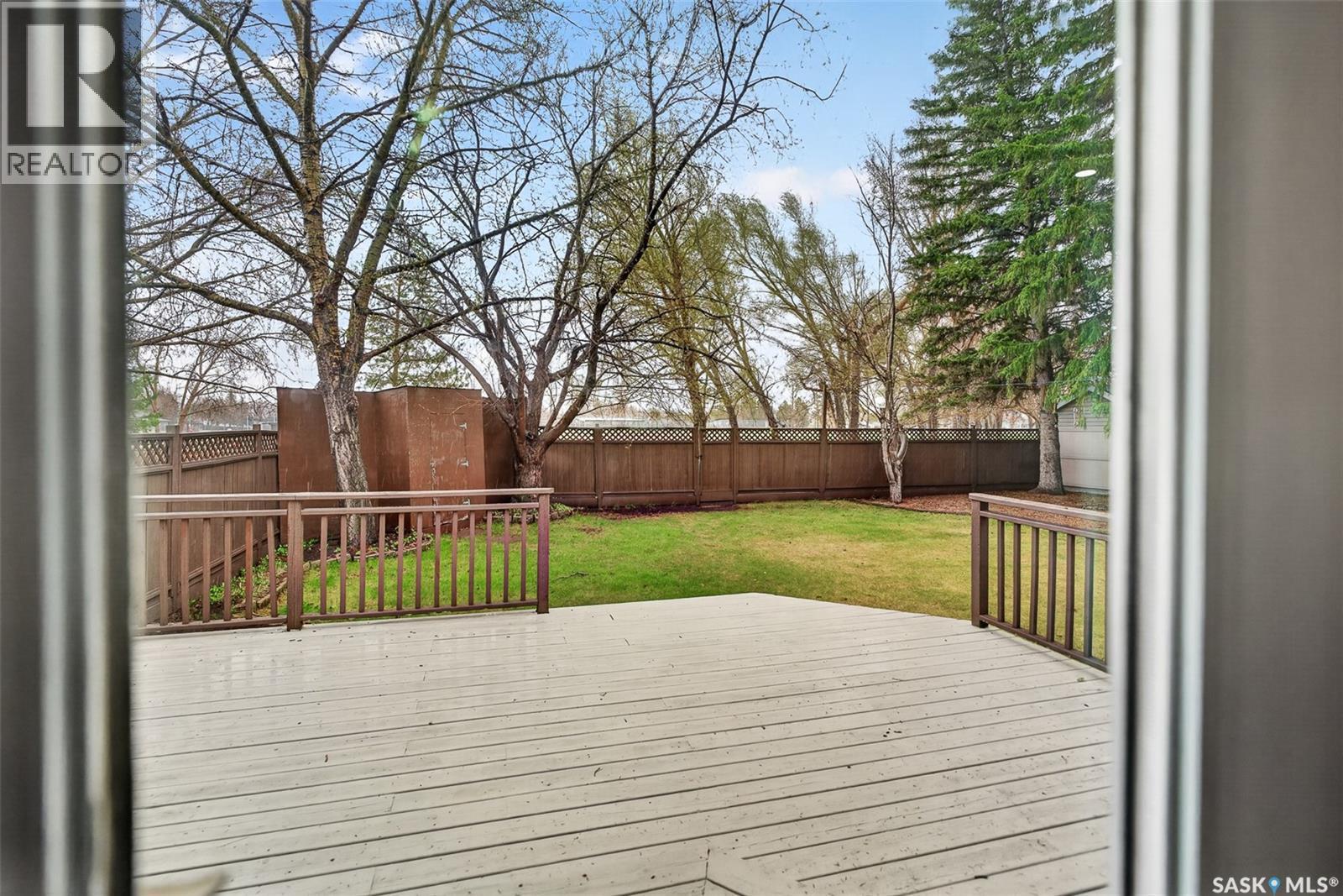 1227 Pascoe Drive E, Moose Jaw, SK - Outdoor With Deck Patio Veranda