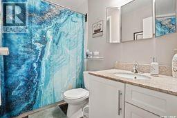 9 Ryan Road, Regina, SK - Indoor Photo Showing Bathroom