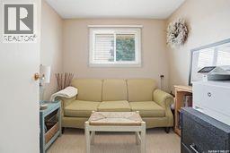 9 Ryan Road, Regina, SK - Indoor Photo Showing Living Room
