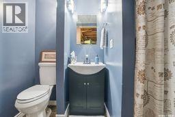 9 Ryan Road, Regina, SK - Indoor Photo Showing Bathroom