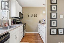 9 Ryan Road, Regina, SK - Indoor Photo Showing Kitchen