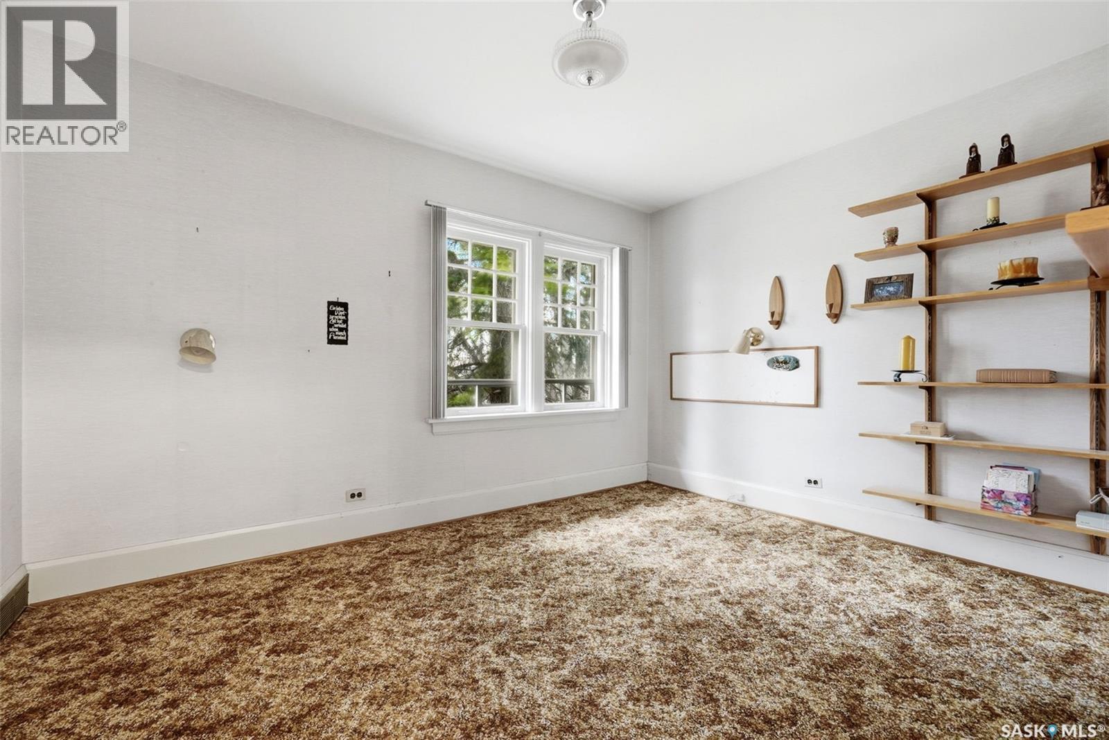 203 Angus Crescent, Regina, SK - Indoor Photo Showing Other Room