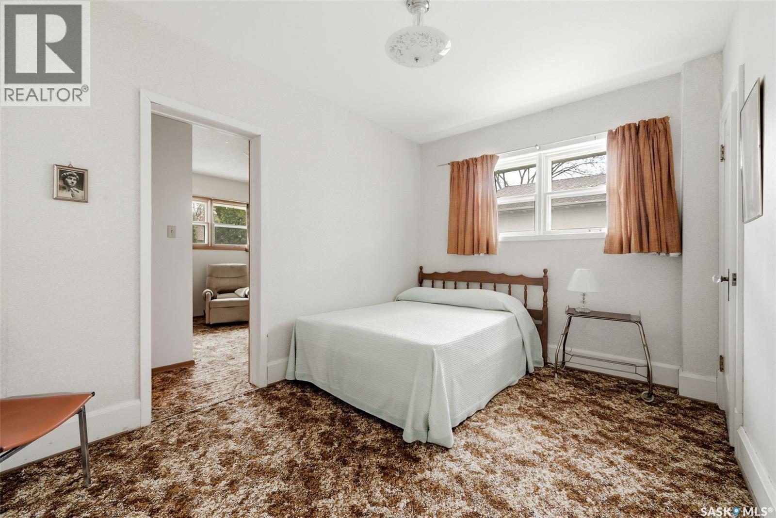 203 Angus Crescent, Regina, SK - Indoor Photo Showing Bedroom
