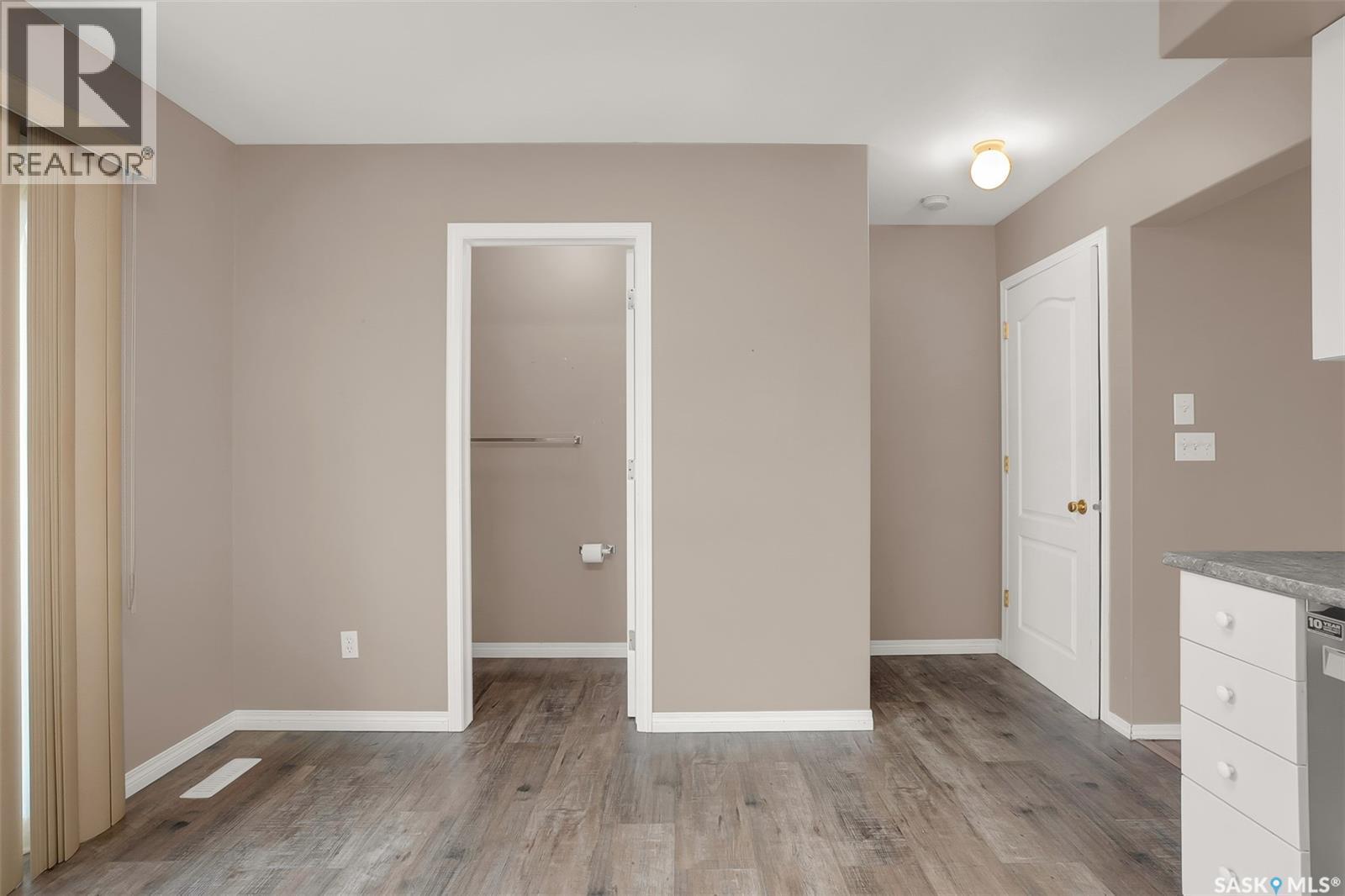 102 670 Kenderdine Road, Saskatoon, SK - Indoor